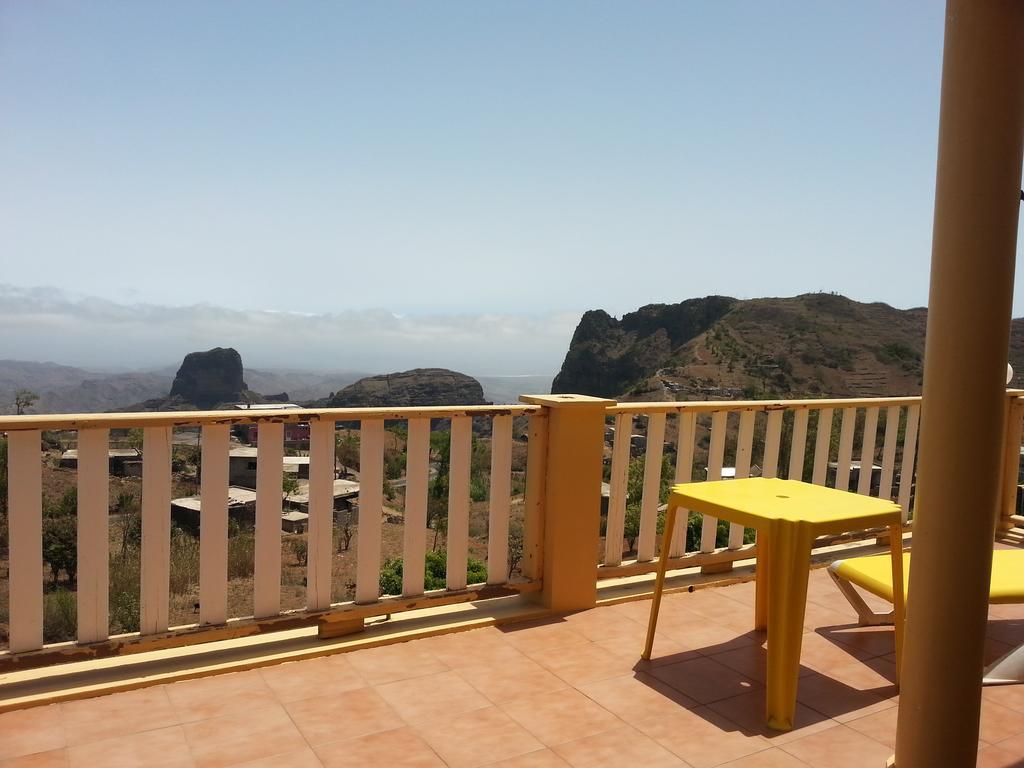Quinta Da Montanha Hotel Rui Vaz Екстериор снимка